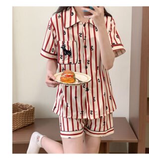 Thin pajamas for ladies with short sleeve, long pants and shorts